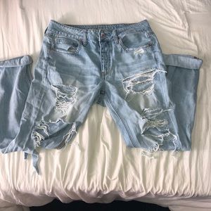 American Eagle tomgirl jeans